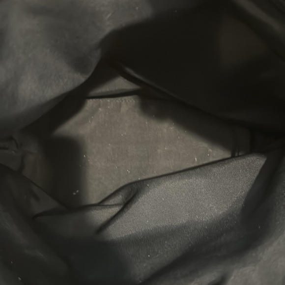 GUCCI DENIM TOTE W LEATHER HANDLES & SILVER HARDWARE-SO CHIC!! - Picture 10 of 11